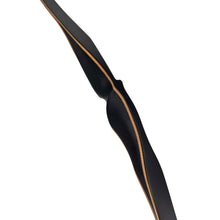 Ein traditioneller Langbogen in Schwarz mit hellem Holzstreifen, ergonomisch geformtes Griffstück, geschwungene Linien.