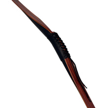 Bodnik Bows Fire Stick RH 50 Zoll Detailansicht, brauner Recurvebogen mit schwarzem Schnürledergriff, 35 lbs bei 28 Zoll