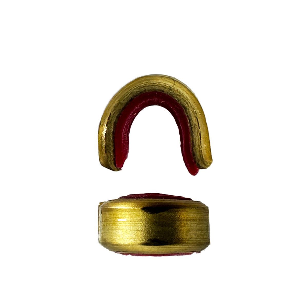 Zwei nockpunktbegrenzer aus Metall, außen goldfarben, innen rot, einer von oben halbkreisförmig, einer seitlich zylindrisch sichtbar.